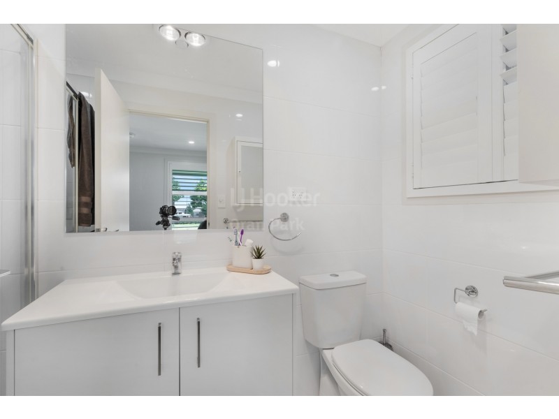 33 Bourne Ridge, Oran Park NSW 2570