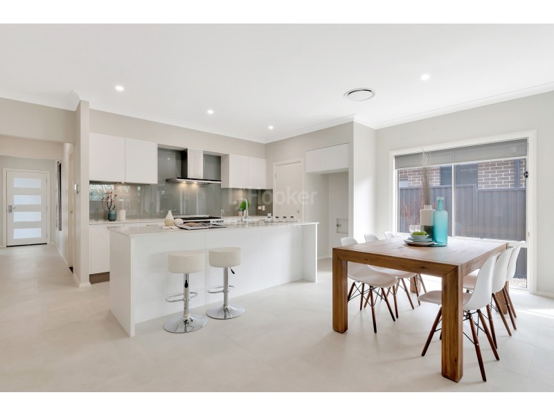 55 Courtney Loop, Oran Park NSW 2570