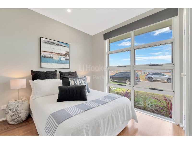 55 Courtney Loop, Oran Park NSW 2570