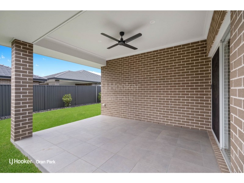 55 Courtney Loop, Oran Park NSW 2570