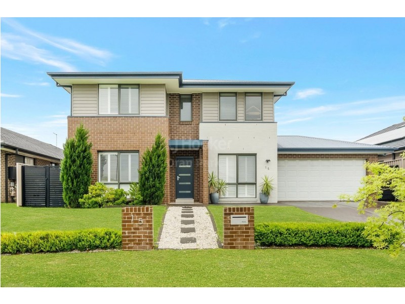 15 Doolan Crescent, Harrington Park NSW 2567