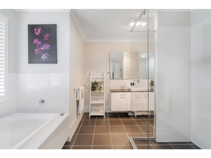 15 Doolan Crescent, Harrington Park NSW 2567