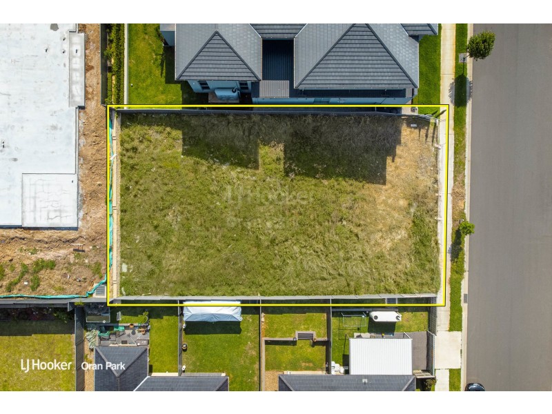 26 Holdsworth Street, Oran Park NSW 2570