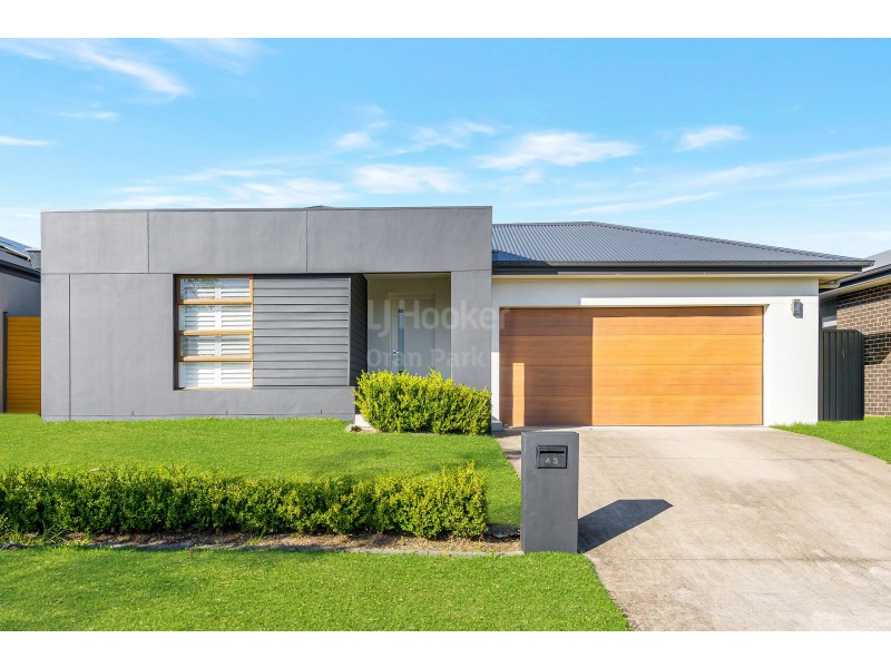 43 Milton Circuit, Oran Park NSW 2570