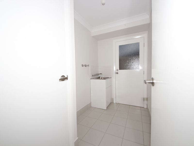 8 Ambrose Street, Oran Park NSW 2570