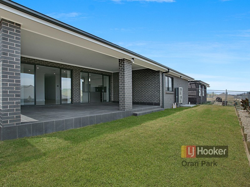 12 Austen Cct, Oran Park NSW 2570