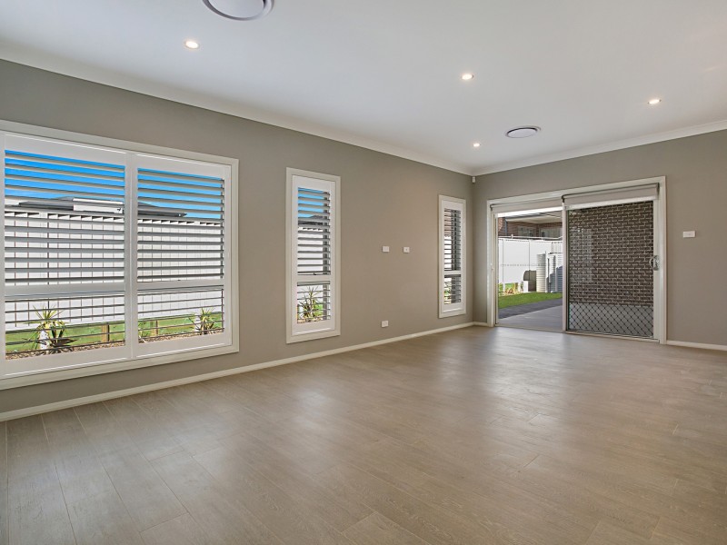 52 Richards Loop, Oran Park NSW 2570