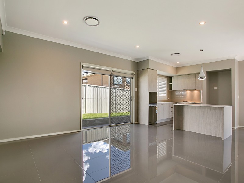 52 Richards Loop, Oran Park NSW 2570