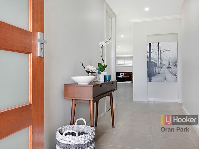 9 Dowson Street, Oran Park NSW 2570