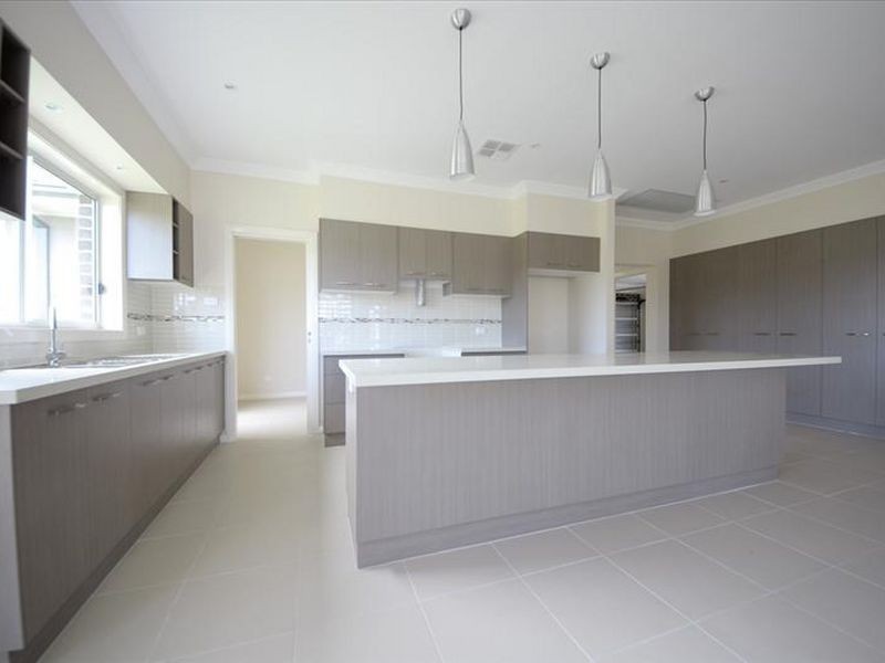 2 Skelton street, Oran Park NSW 2570