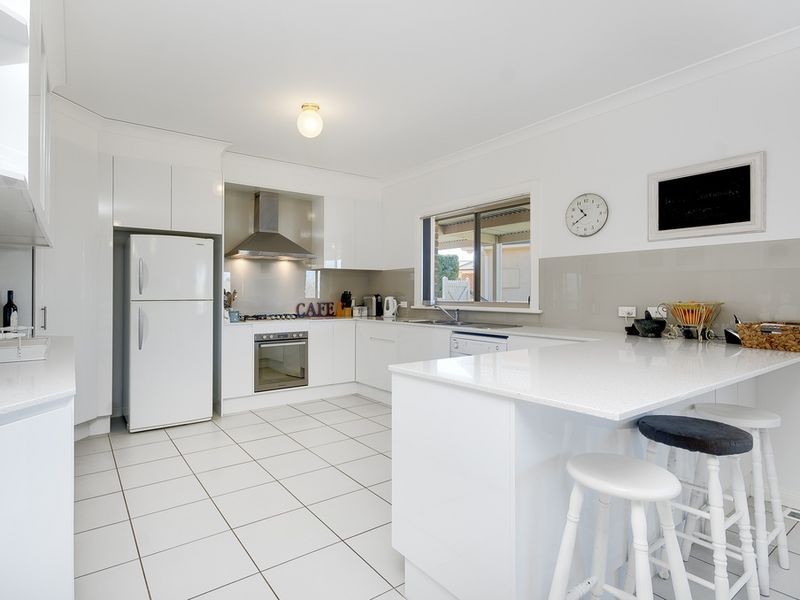 13 Lavis Road, Bowral NSW 2576