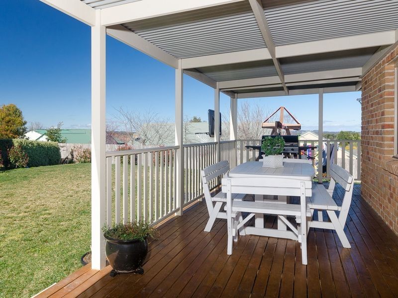 13 Lavis Road, Bowral NSW 2576