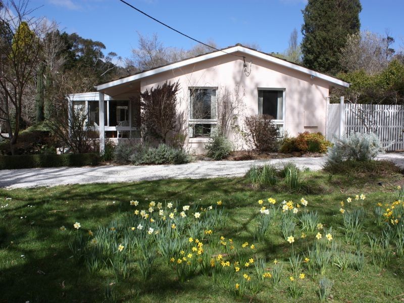 60 Centennial Road, Bowral NSW 2576