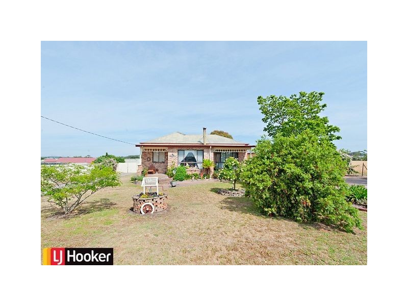 8 Patrick Place, Marulan NSW 2579