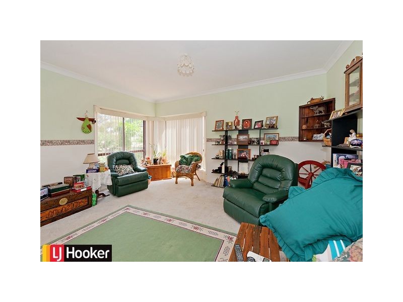 8 Patrick Place, Marulan NSW 2579