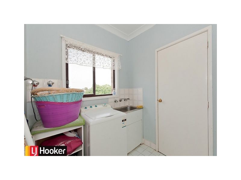 8 Patrick Place, Marulan NSW 2579