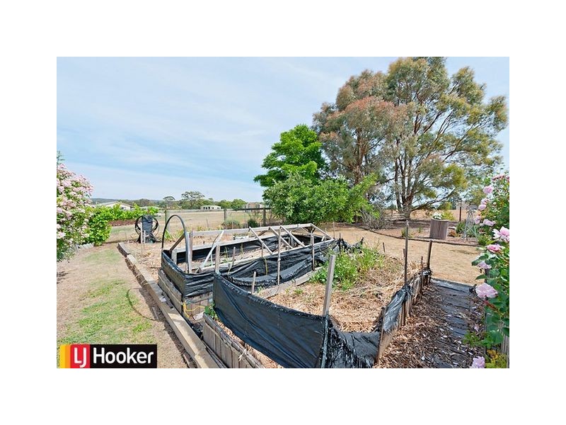 8 Patrick Place, Marulan NSW 2579