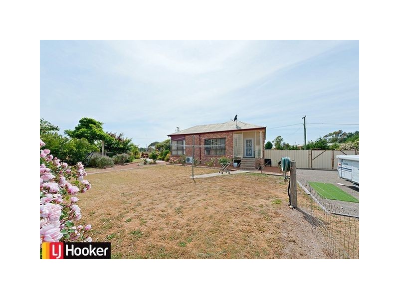 8 Patrick Place, Marulan NSW 2579