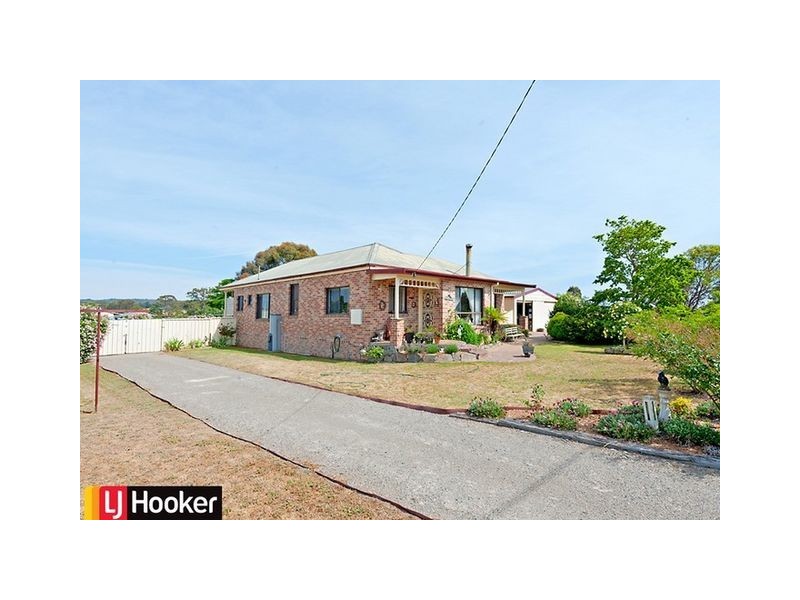 8 Patrick Place, Marulan NSW 2579