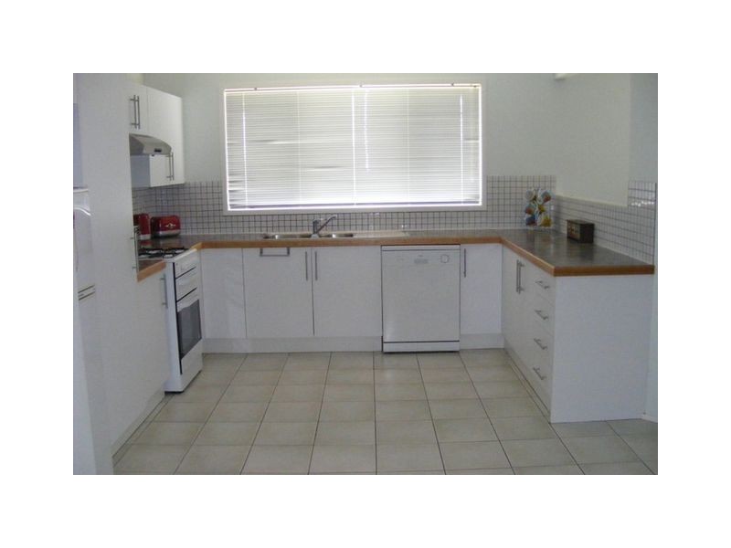 5 Patrick Place, Marulan NSW 2579