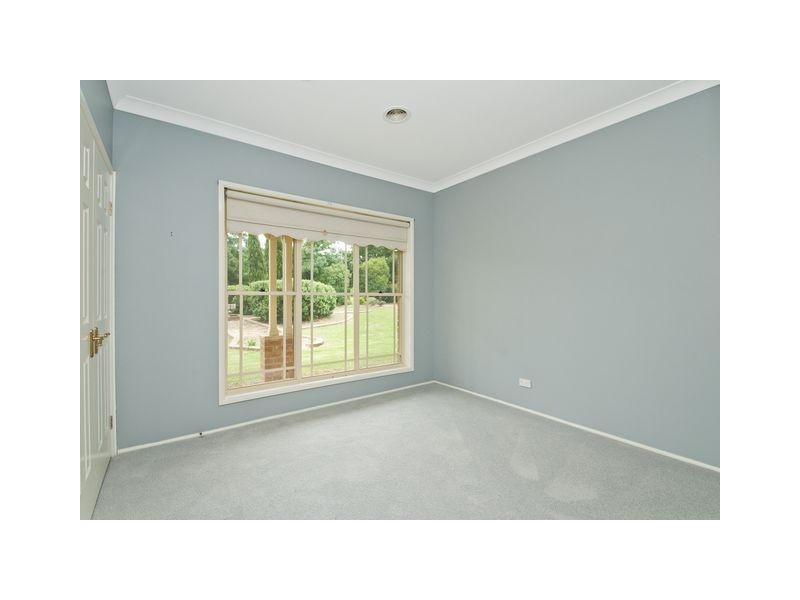 21 Highland Drive, Bowral NSW 2576
