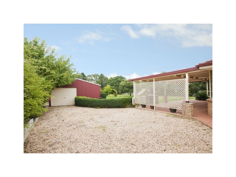 21 Highland Drive, Bowral NSW 2576