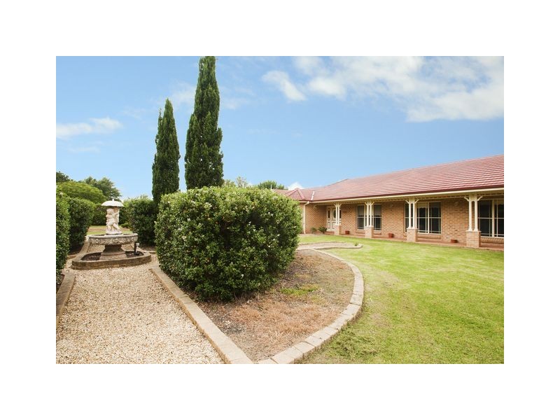 21 Highland Drive, Bowral NSW 2576