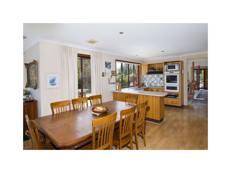 5 Dyson Place, Moss Vale NSW 2577