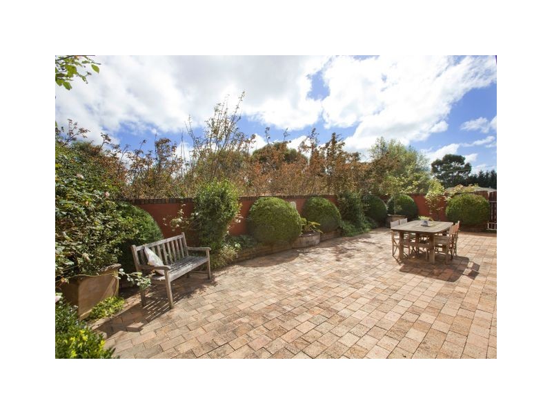 5 Dyson Place, Moss Vale NSW 2577