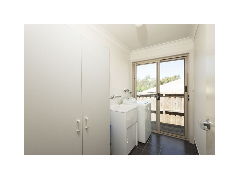 17 Baker Street, Moss Vale NSW 2577