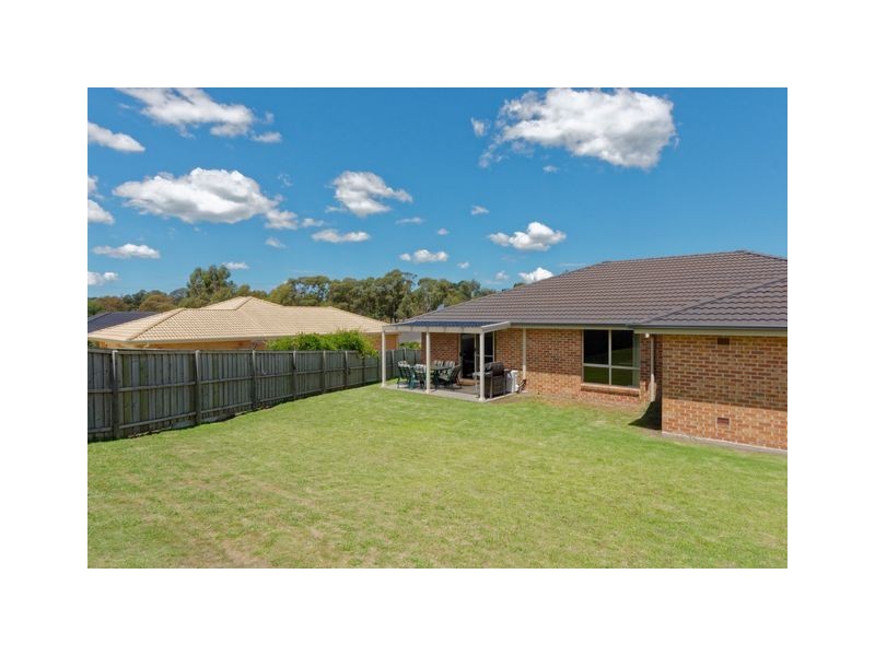 17 Baker Street, Moss Vale NSW 2577