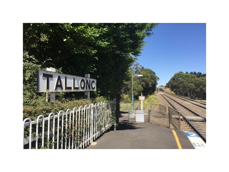 8 Railway Parade, Tallong NSW 2579