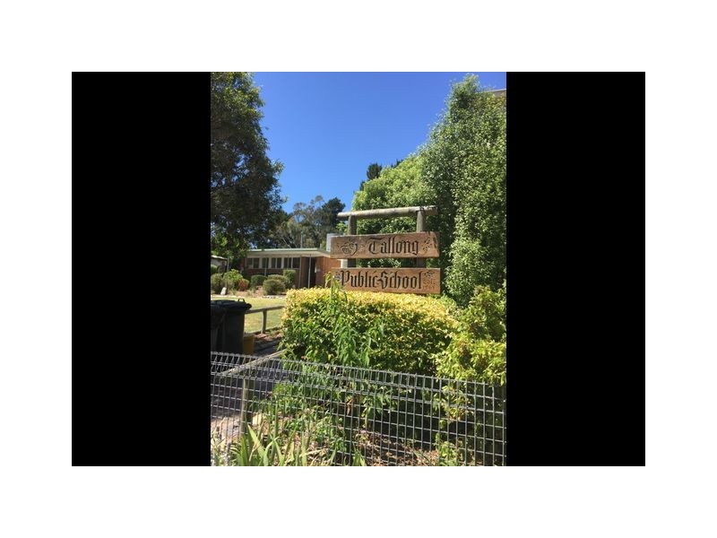 8 Railway Parade, Tallong NSW 2579