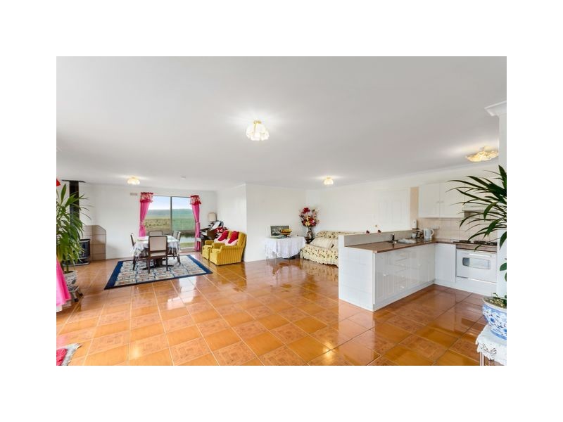 5857 Illawarra Highway, Avoca NSW 2577