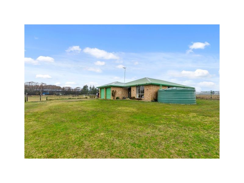 5857 Illawarra Highway, Avoca NSW 2577