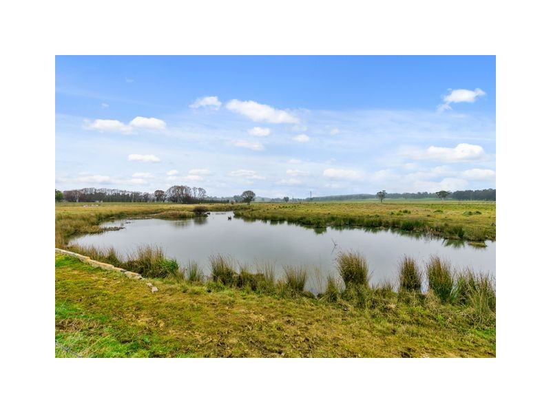 5857 Illawarra Highway, Avoca NSW 2577