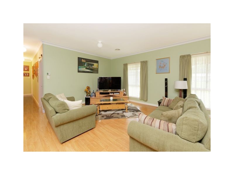 49-51 Wattle Street, Colo Vale NSW 2575