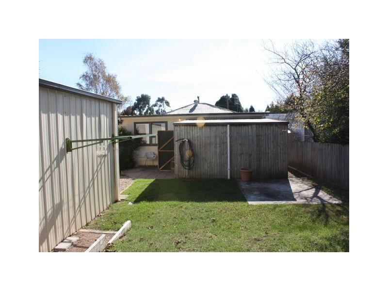 16 Hoskins Street, Moss Vale NSW 2577