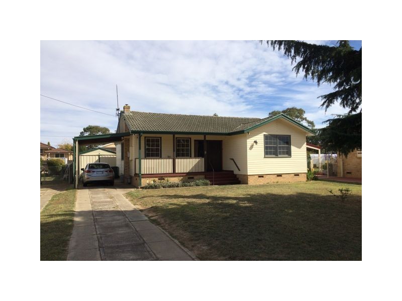 26 Gerathy Street, Goulburn NSW 2580