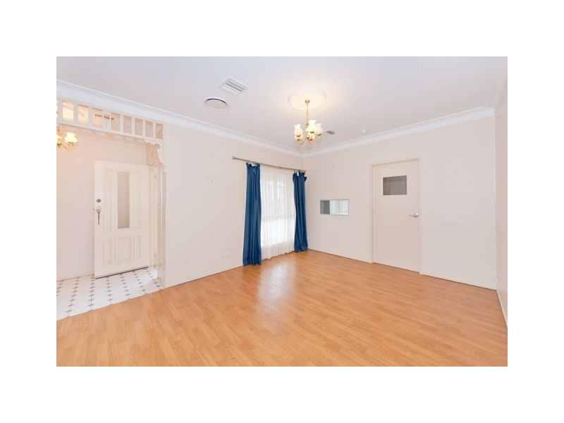 10 Brendas Drive, Goulburn NSW 2580