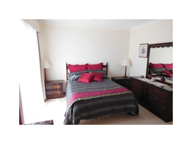 9 Constantina Circuit, Goulburn NSW 2580
