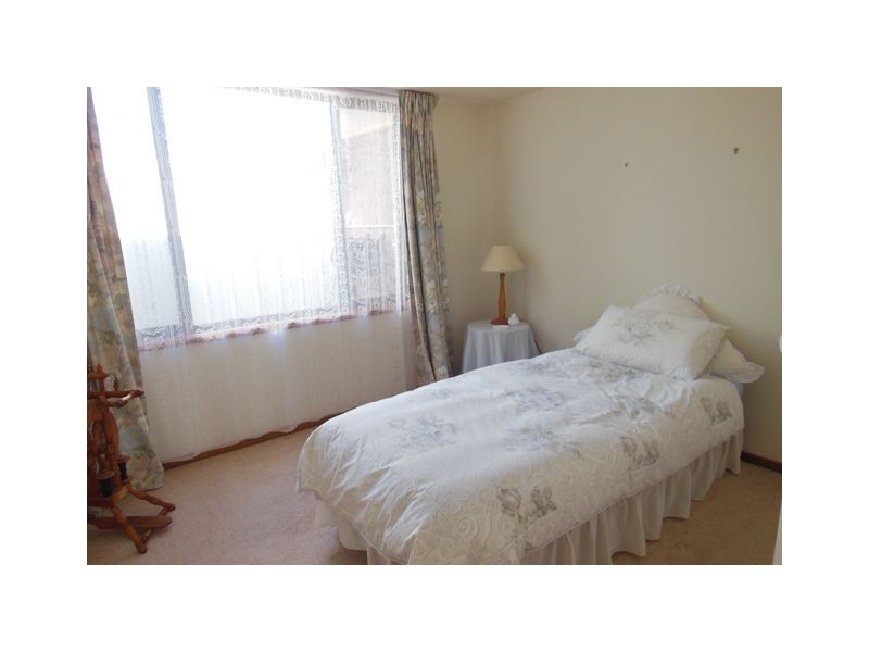 9 Constantina Circuit, Goulburn NSW 2580