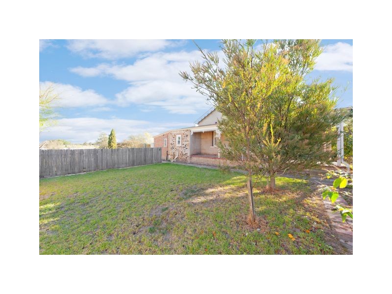 8 Cooma Avenue, Goulburn NSW 2580