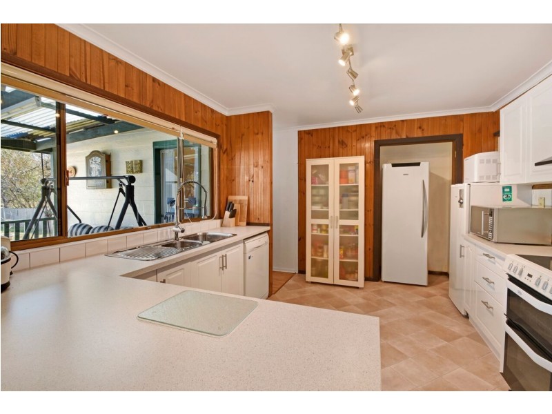 12 Howard Street, New Berrima NSW 2577