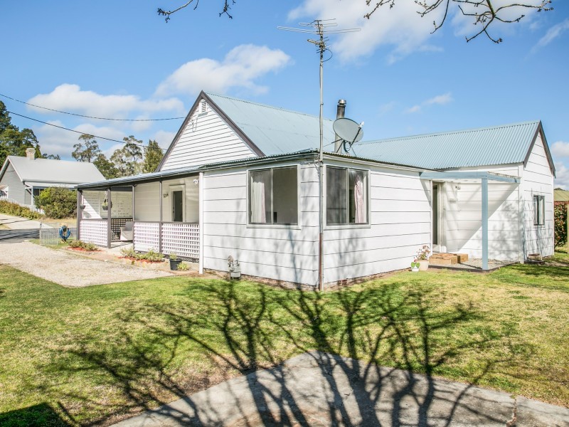 34 Spring Street, Moss Vale NSW 2577