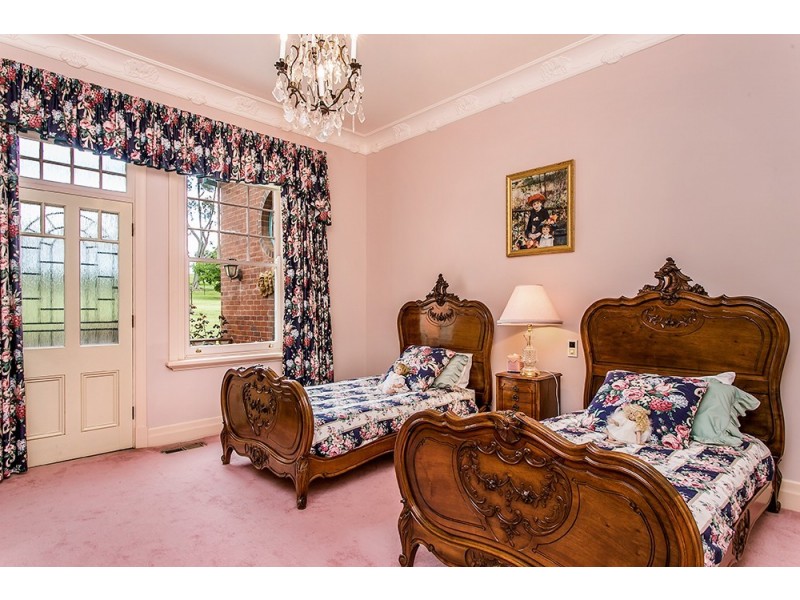 273 Linden Road, Harden NSW 2587