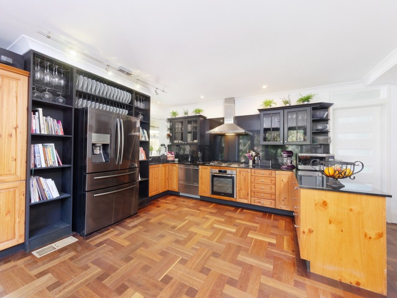 8 Hurst Street, Goulburn NSW 2580