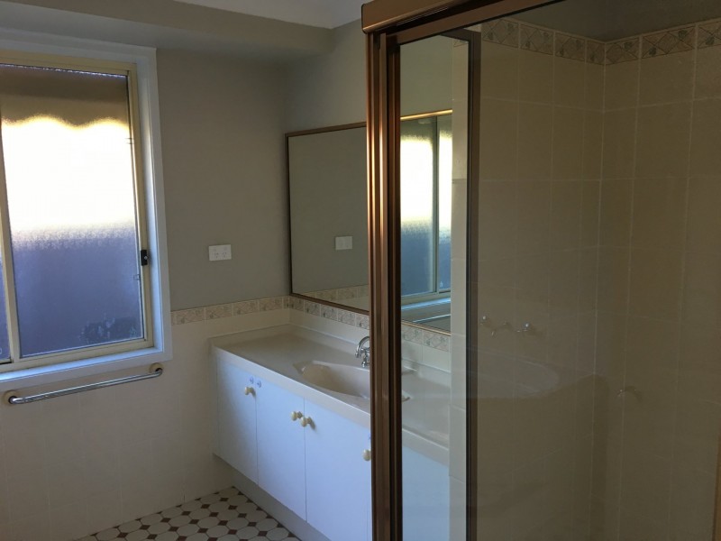 2 Rain Tree Way, East Bowral NSW 2576