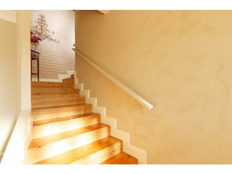 27 Amaroo Place, Goulburn NSW 2580