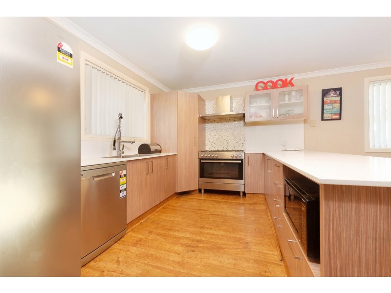 27 Amaroo Place, Goulburn NSW 2580